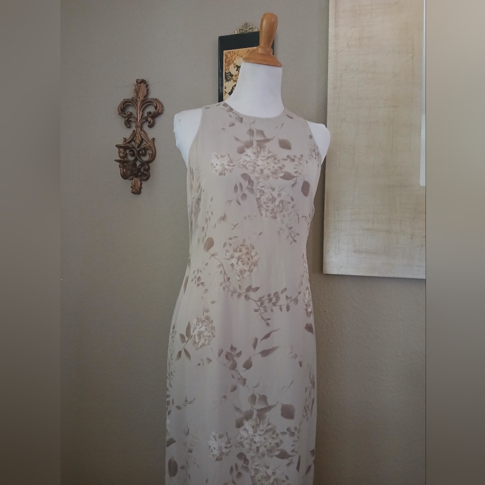 Silk INC 90s Floral Dress